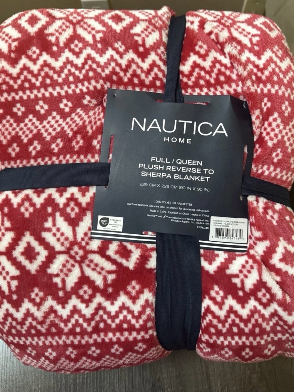 Nautica Home Full/Queen Plush Reverse Sherpa Blanket Snowflake Pattern 90X90